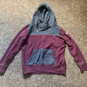 Women’s small Dravus hoodie